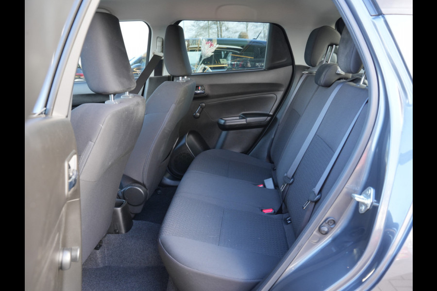 Suzuki Swift 1.2 Select | Achteruitrijcamera | Voorstoelen verwarmd | DAB |