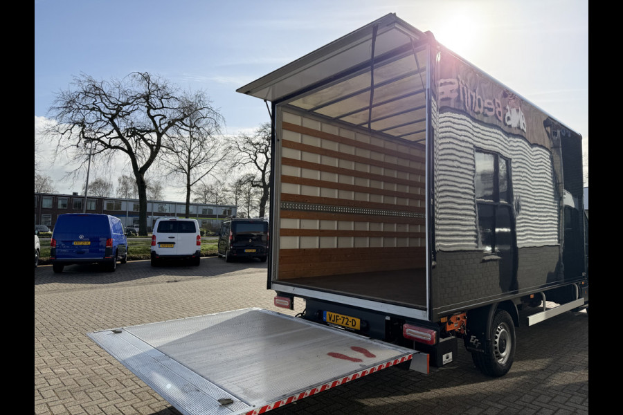 MAN TGE 35 2.0 Lang L4 Super Hoog 177pk bakwagen met Dhollandia laadklep / euro 6 / bpm vrij / vaste prijs rijklaar € 38.950 ex btw / lease vanaf € 636 / zwart metallic