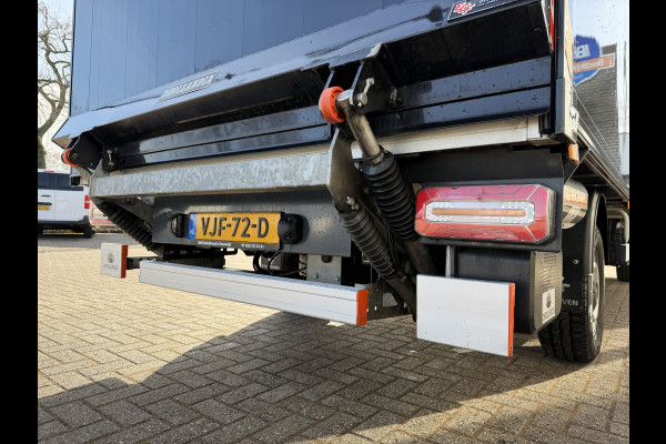 MAN TGE 35 2.0 Lang L4 Super Hoog 177pk bakwagen met Dhollandia laadklep / euro 6 / bpm vrij / vaste prijs rijklaar € 38.950 ex btw / lease vanaf € 636 / zwart metallic