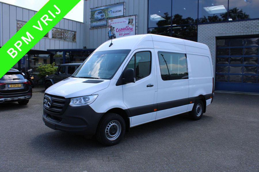 Mercedes-Benz Sprinter 317 CDI L2H2 DC 3500 kg trekhaak, MBUX met camera, Geveerde stoel