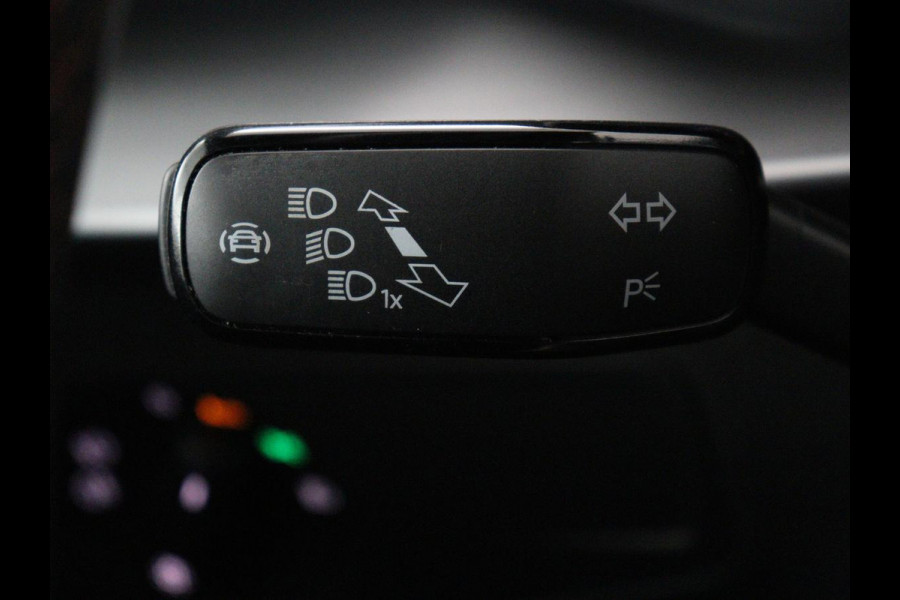 Seat Tarraco 1.4 TSI e-Hybrid PHEV FR | Panoramadak | Leder | Trekhaak | Stoel & stuurverwarming | Adaptive cruise | Camera | Carplay | Memory | Keyless | Full LED