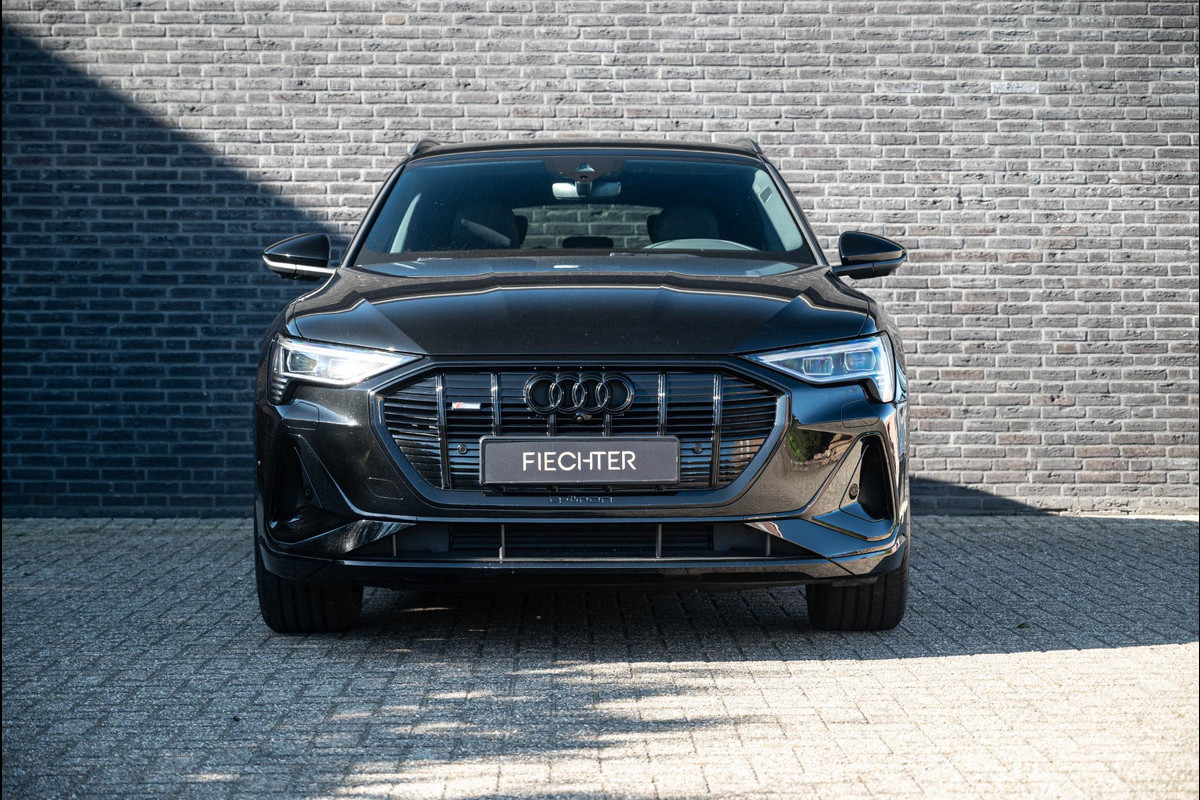 Audi e-tron 50 quattro S Line Black Edition 71 Kwh