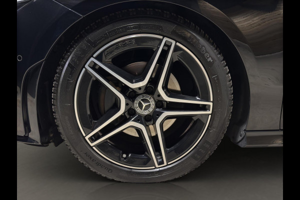 Mercedes-Benz CLA-Klasse 180 Premium Plus AMG-Line Panoramadak | Leder | Memory | Night-pakket | Keyless-Go | Multibeam LED |