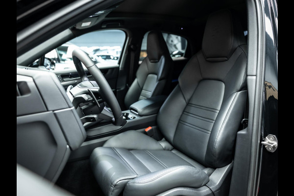 Porsche Cayenne Coupé 3.0 E-Hybrid Black Edition | Sportuitlaat | Stoelverwarming en verkoeling | Sport Chrono |