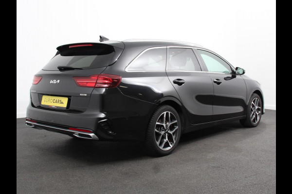Kia Ceed Sportswagon 1.6 GDI PHEV DynamicLine Climate control | Adaptieve cruise control | Stuur verwarming | Stoel verwarming | Parkeersensoren | Achteruitrijcamera | Apple Carplay/ Android Auto