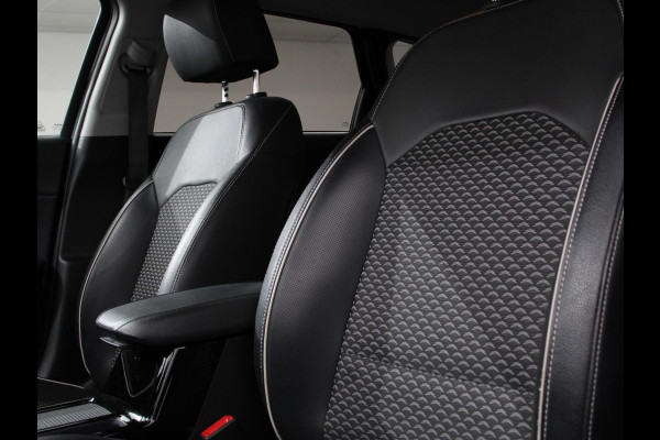 Kia Ceed Sportswagon 1.6 GDI PHEV DynamicLine Climate control | Adaptieve cruise control | Stuur verwarming | Stoel verwarming | Parkeersensoren | Achteruitrijcamera | Apple Carplay/ Android Auto