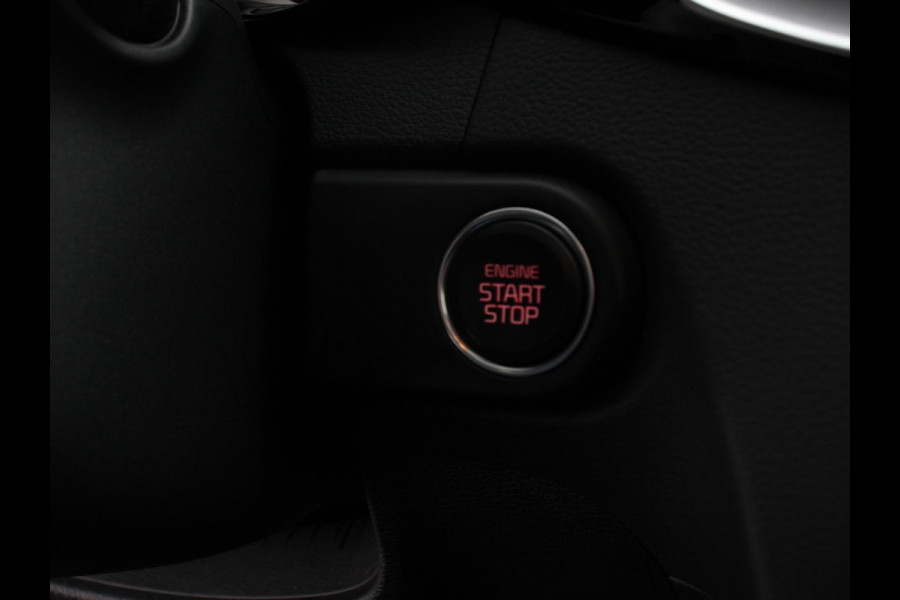 Kia Ceed Sportswagon 1.6 GDI PHEV DynamicLine Climate control | Adaptieve cruise control | Stuur verwarming | Stoel verwarming | Parkeersensoren | Achteruitrijcamera | Apple Carplay/ Android Auto