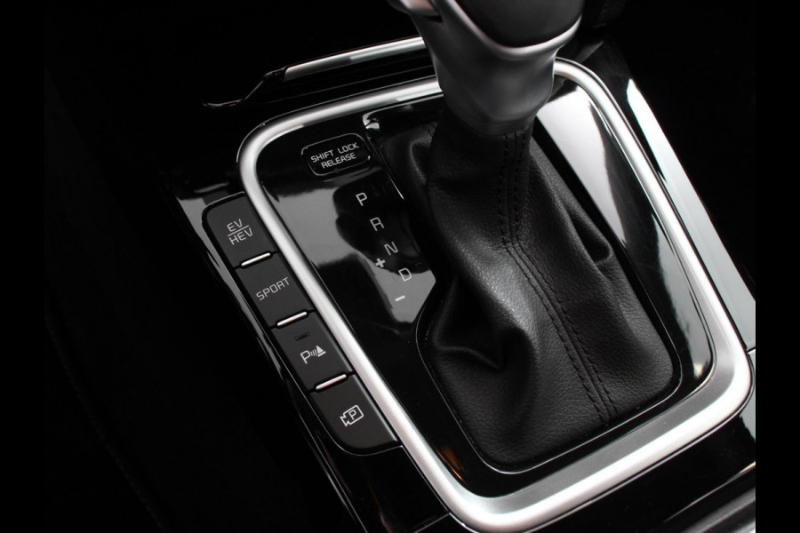 Kia Ceed Sportswagon 1.6 GDI PHEV DynamicLine Climate control | Adaptieve cruise control | Stuur verwarming | Stoel verwarming | Parkeersensoren | Achteruitrijcamera | Apple Carplay/ Android Auto