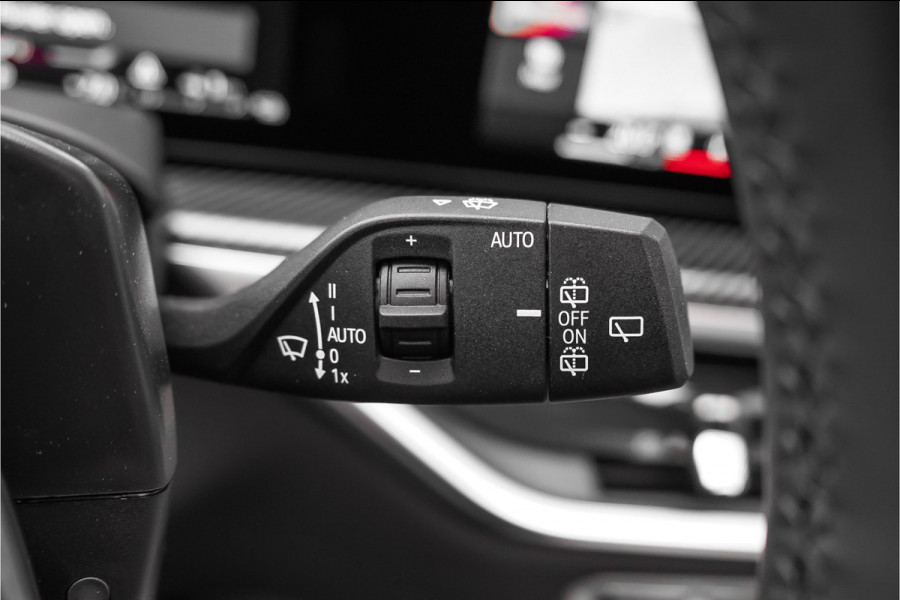 BMW X5 xDrive50e M-Sport Pro M-Stoel 4WS SkyLounge H/K Iconic Glow Carbon ACC 22"