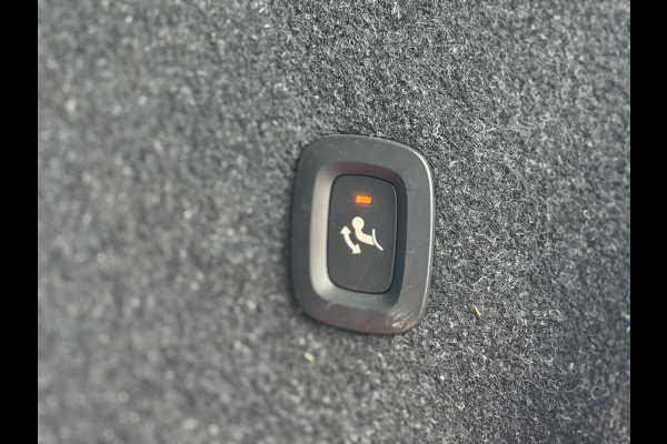 Volvo XC40 1.5 T5 Recharge 262 PK R-Design |H/K|Winterpakket|Cam|Trekhaak