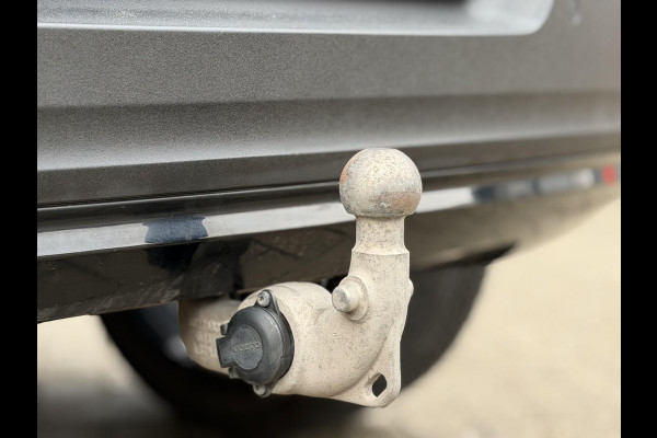 Volvo XC40 1.5 T5 Recharge 262 PK R-Design |H/K|Winterpakket|Cam|Trekhaak