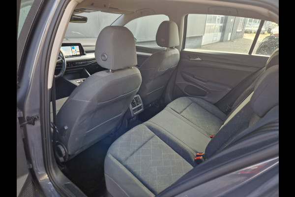 Volkswagen Golf 1.5 eTSI DSG /IQ Drive /Sfeer /60dkm