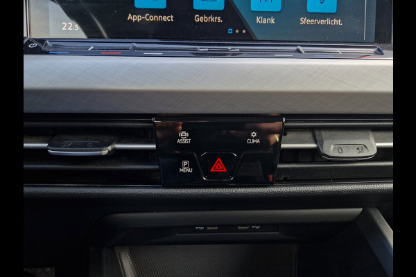 Volkswagen Golf 1.5 eTSI DSG /IQ Drive /Sfeer /60dkm