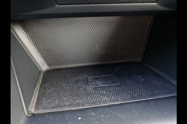 Volkswagen Golf 1.5 eTSI DSG /IQ Drive /Sfeer /60dkm