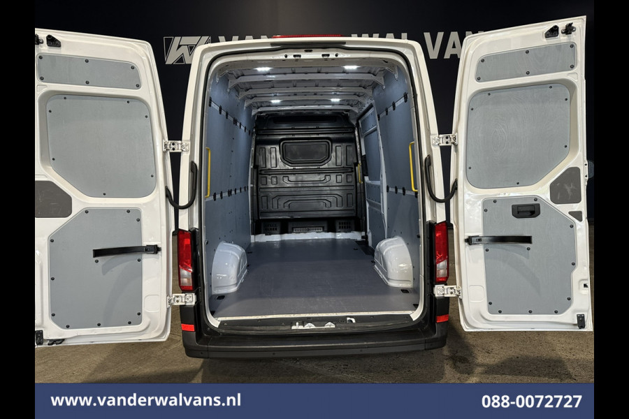 Volkswagen Crafter 2.0 TDI L3H3 L2H2 Euro6 Airco | Apple Carplay | Android Auto | Parkeersensoren Bijrijdersbank