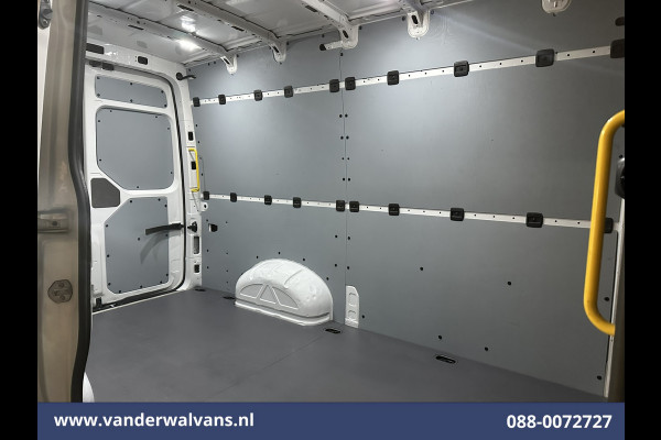 Volkswagen Crafter 2.0 TDI L3H3 L2H2 Euro6 Airco | Apple Carplay | Android Auto | Parkeersensoren Bijrijdersbank