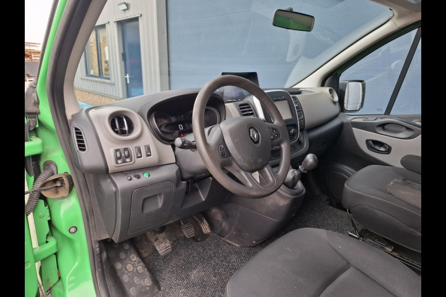 Renault Trafic 1.6 dCi T29 L2H1 Comfort Energy AIRCO / CRUISE CONTROLE / NAVI / TREKHAAK / EURO 6 / CAMERA