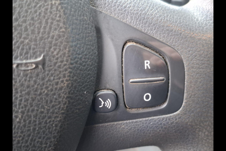 Renault Trafic 1.6 dCi T29 L2H1 Comfort Energy AIRCO / CRUISE CONTROLE / NAVI / TREKHAAK / EURO 6 / CAMERA