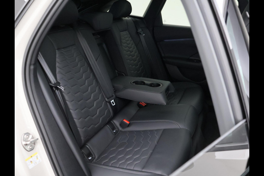 Audi A6 E-TRON S EDITION PERFORMANCE 100 kWh + PANORAMA | 21 INCH | LUCHTVERING | BIJRIJDER DISPLAY | TECH PRO