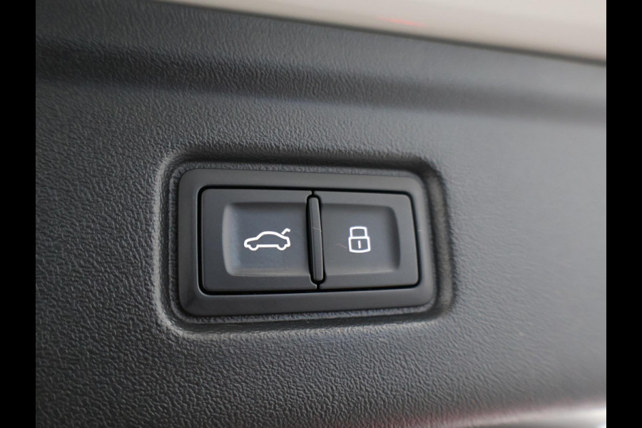 Audi A6 E-TRON S EDITION PERFORMANCE 100 kWh + PANORAMA | 21 INCH | LUCHTVERING | BIJRIJDER DISPLAY | TECH PRO