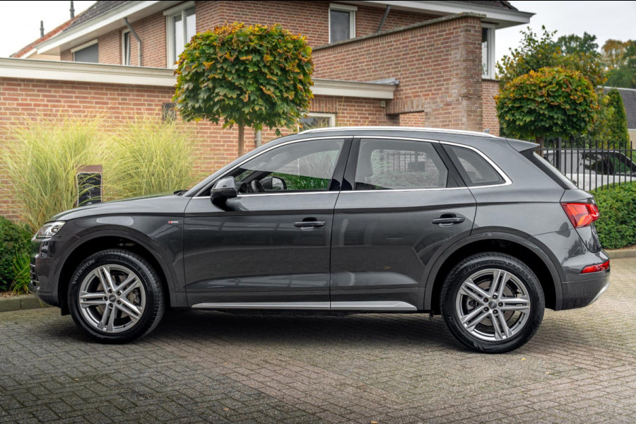 Audi Q5 2.0 TFSI Quattro Sport S Line Edition 252 PK Aut. Pano Stoelverwarming Xenon 19''
