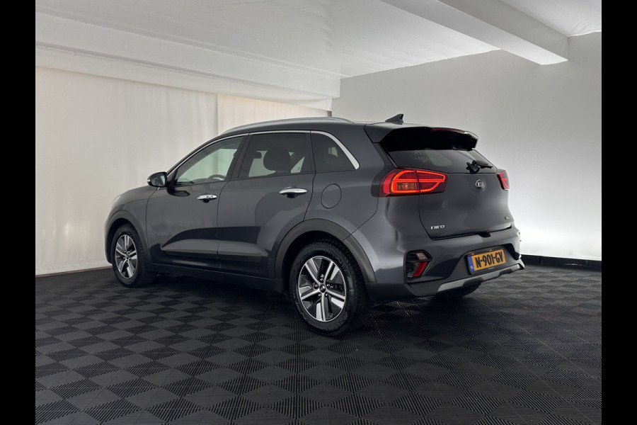Kia Niro 1.6 GDi Hybrid DynamicPlusLine (INCL.BTW) Aut. *LEATHER | FULL-LED | ADAPTIVE-CRUISE | BLINDSPOT | HEATED-COMFORTSEATS | CAMERA | KEYLESS | NAVI-FULLMAP | AMBIENTLIGHT | LANE-ASSIST | 16''ALU*