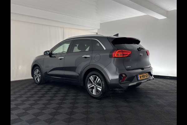 Kia Niro 1.6 GDi Hybrid DynamicPlusLine (INCL.BTW) Aut. *LEATHER | FULL-LED | ADAPTIVE-CRUISE | BLINDSPOT | HEATED-COMFORTSEATS | CAMERA | KEYLESS | NAVI-FULLMAP | AMBIENTLIGHT | LANE-ASSIST | 16''ALU*
