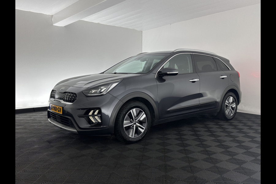 Kia Niro 1.6 GDi Hybrid DynamicPlusLine (INCL.BTW) Aut. *LEATHER | FULL-LED | ADAPTIVE-CRUISE | BLINDSPOT | HEATED-COMFORTSEATS | CAMERA | KEYLESS | NAVI-FULLMAP | AMBIENTLIGHT | LANE-ASSIST | 16''ALU*