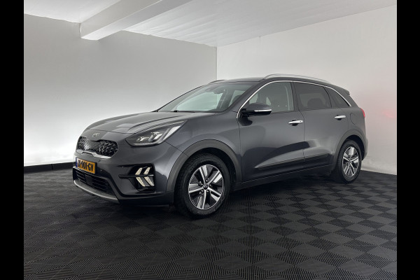 Kia Niro 1.6 GDi Hybrid DynamicPlusLine (INCL.BTW) Aut. *LEATHER | FULL-LED | ADAPTIVE-CRUISE | BLINDSPOT | HEATED-COMFORTSEATS | CAMERA | KEYLESS | NAVI-FULLMAP | AMBIENTLIGHT | LANE-ASSIST | 16''ALU*