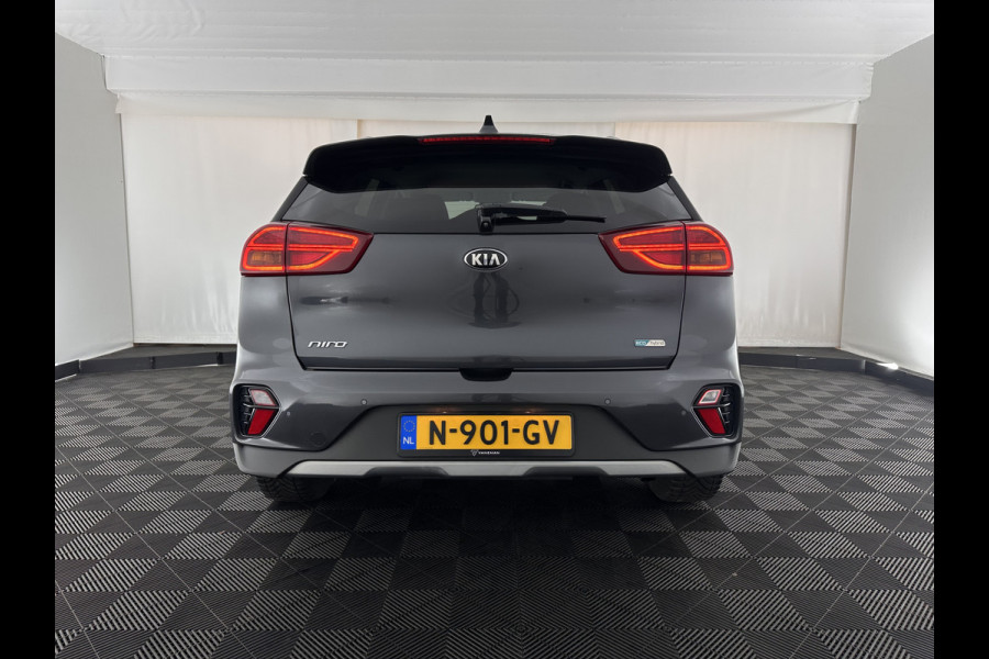 Kia Niro 1.6 GDi Hybrid DynamicPlusLine (INCL.BTW) Aut. *LEATHER | FULL-LED | ADAPTIVE-CRUISE | BLINDSPOT | HEATED-COMFORTSEATS | CAMERA | KEYLESS | NAVI-FULLMAP | AMBIENTLIGHT | LANE-ASSIST | 16''ALU*