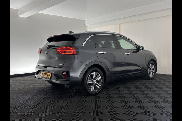 Kia Niro 1.6 GDi Hybrid DynamicPlusLine (INCL.BTW) Aut. *LEATHER | FULL-LED | ADAPTIVE-CRUISE | BLINDSPOT | HEATED-COMFORTSEATS | CAMERA | KEYLESS | NAVI-FULLMAP | AMBIENTLIGHT | LANE-ASSIST | 16''ALU*