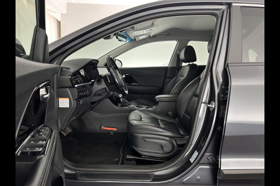 Kia Niro 1.6 GDi Hybrid DynamicPlusLine (INCL.BTW) Aut. *LEATHER | FULL-LED | ADAPTIVE-CRUISE | BLINDSPOT | HEATED-COMFORTSEATS | CAMERA | KEYLESS | NAVI-FULLMAP | AMBIENTLIGHT | LANE-ASSIST | 16''ALU*