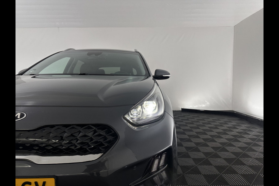 Kia Niro 1.6 GDi Hybrid DynamicPlusLine (INCL.BTW) Aut. *LEATHER | FULL-LED | ADAPTIVE-CRUISE | BLINDSPOT | HEATED-COMFORTSEATS | CAMERA | KEYLESS | NAVI-FULLMAP | AMBIENTLIGHT | LANE-ASSIST | 16''ALU*