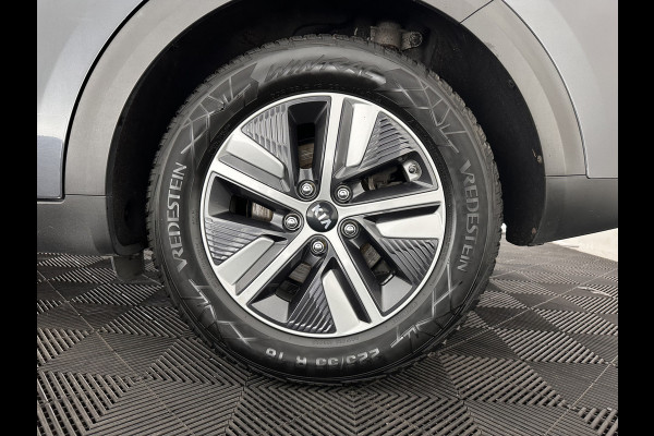 Kia Niro 1.6 GDi Hybrid DynamicPlusLine (INCL.BTW) Aut. *LEATHER | FULL-LED | ADAPTIVE-CRUISE | BLINDSPOT | HEATED-COMFORTSEATS | CAMERA | KEYLESS | NAVI-FULLMAP | AMBIENTLIGHT | LANE-ASSIST | 16''ALU*
