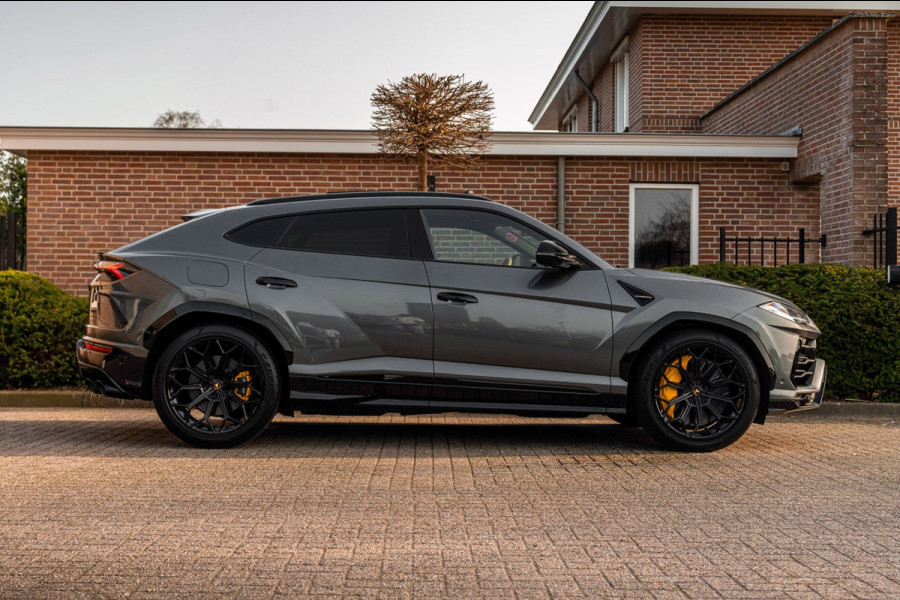 Lamborghini Urus 4.0 V8 650 PK Pano Keramisch B&O Advanced Massage Luchtvering 360 Camera ACC 22''