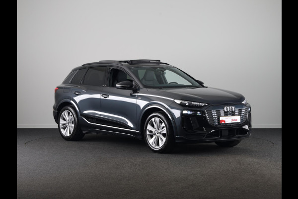Audi Q6 e-tron S edition 83 kWh | 360 Camera | Panoramadak | Bijrijdersscherm | Privacy Glass | Alarm klasse 5 |