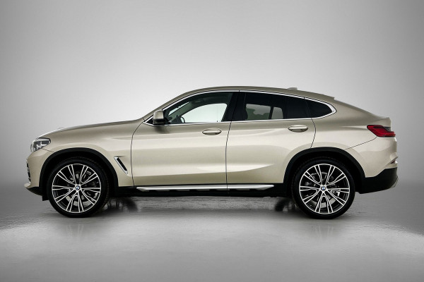 BMW X4 XDrive20i High Executive (Dealer Onderh, Navi, Head-up, Parkeersensoren V+A,, StoelV, Climate Control, Cruise Control, Etc)