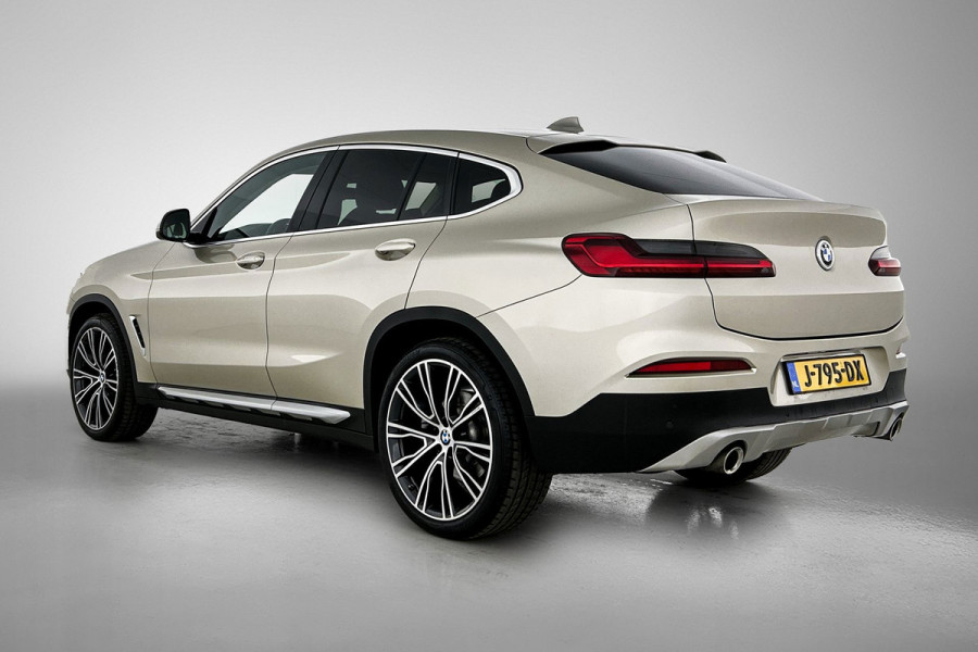 BMW X4 XDrive20i High Executive (Dealer Onderh, Navi, Head-up, Parkeersensoren V+A,, StoelV, Climate Control, Cruise Control, Etc)