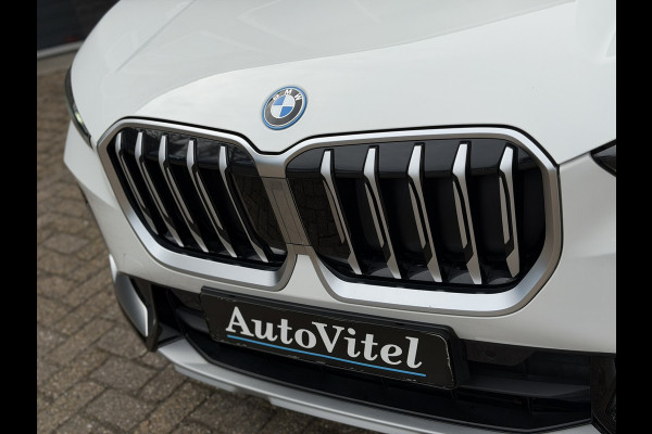 BMW X1 xDrive30e X-Line | Widescreen Facelift | Sportleder | Trekhaak | Camera | Comfort Access