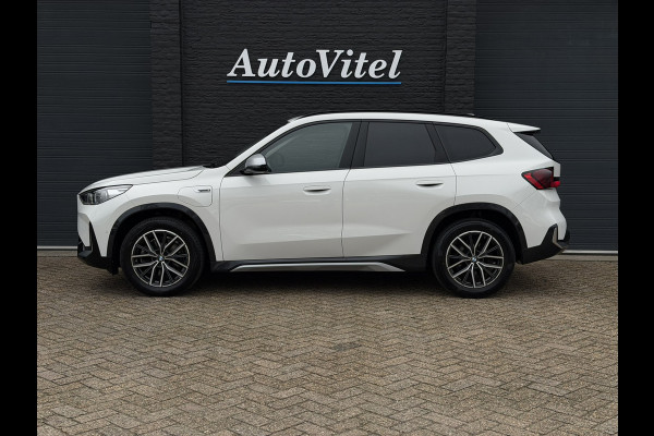 BMW X1 xDrive30e X-Line | Widescreen Facelift | Sportleder | Trekhaak | Camera | Comfort Access