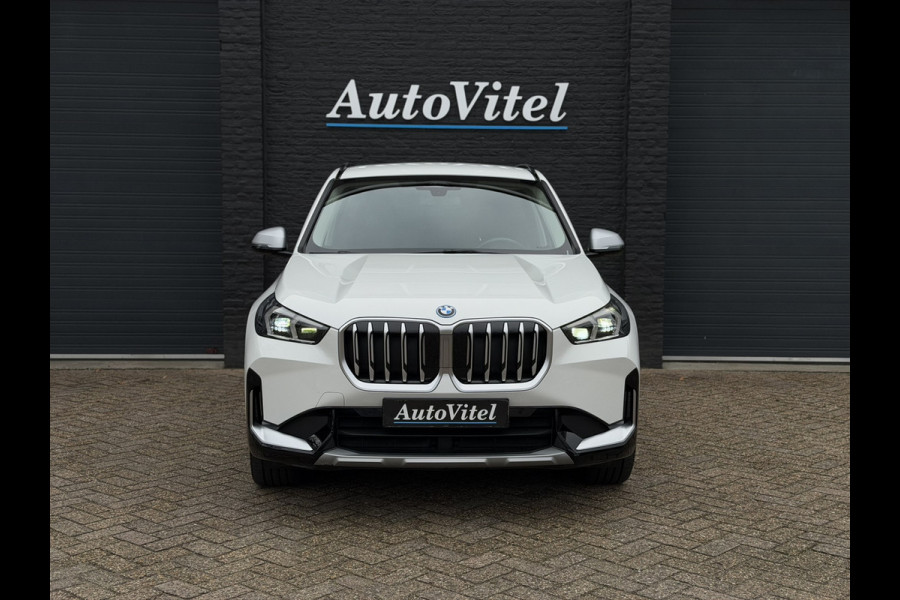 BMW X1 xDrive30e X-Line | Widescreen Facelift | Sportleder | Trekhaak | Camera | Comfort Access