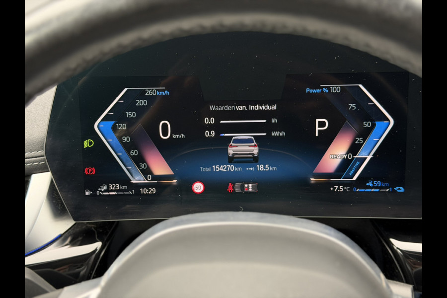 BMW X1 xDrive30e X-Line | Widescreen Facelift | Sportleder | Trekhaak | Camera | Comfort Access