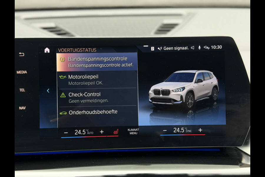 BMW X1 xDrive30e X-Line | Widescreen Facelift | Sportleder | Trekhaak | Camera | Comfort Access