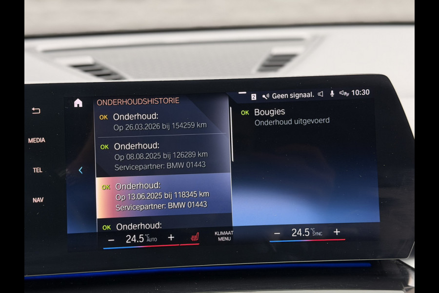 BMW X1 xDrive30e X-Line | Widescreen Facelift | Sportleder | Trekhaak | Camera | Comfort Access