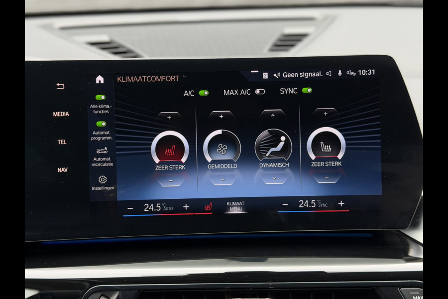 BMW X1 xDrive30e X-Line | Widescreen Facelift | Sportleder | Trekhaak | Camera | Comfort Access