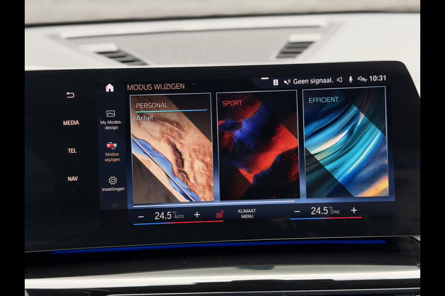 BMW X1 xDrive30e X-Line | Widescreen Facelift | Sportleder | Trekhaak | Camera | Comfort Access