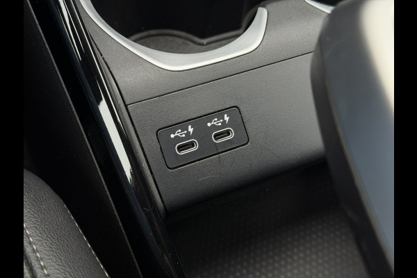 BMW X1 xDrive30e X-Line | Widescreen Facelift | Sportleder | Trekhaak | Camera | Comfort Access