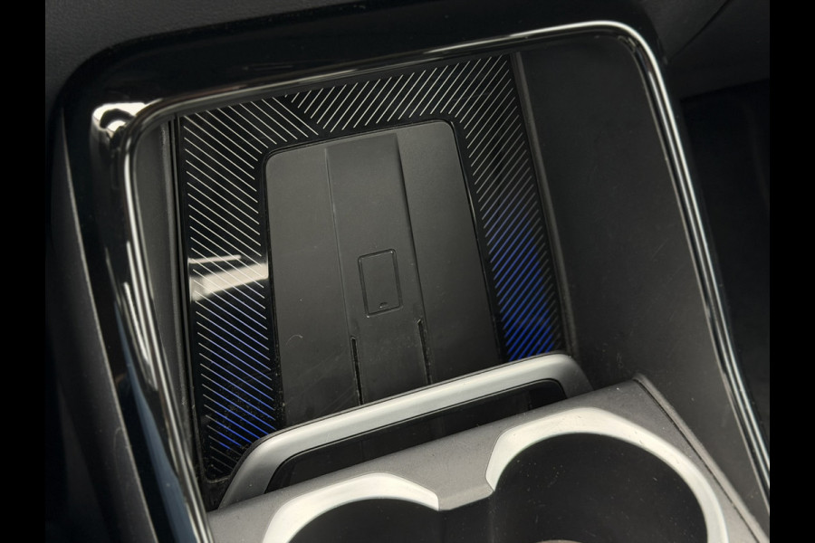 BMW X1 xDrive30e X-Line | Widescreen Facelift | Sportleder | Trekhaak | Camera | Comfort Access