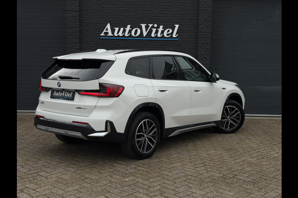 BMW X1 xDrive30e X-Line | Widescreen Facelift | Sportleder | Trekhaak | Camera | Comfort Access