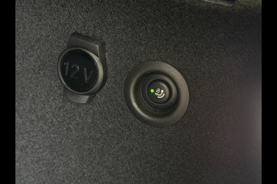 BMW X1 xDrive30e X-Line | Widescreen Facelift | Sportleder | Trekhaak | Camera | Comfort Access